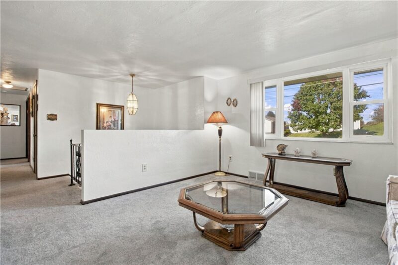 13 Sunnycrest Dr — photo 8
