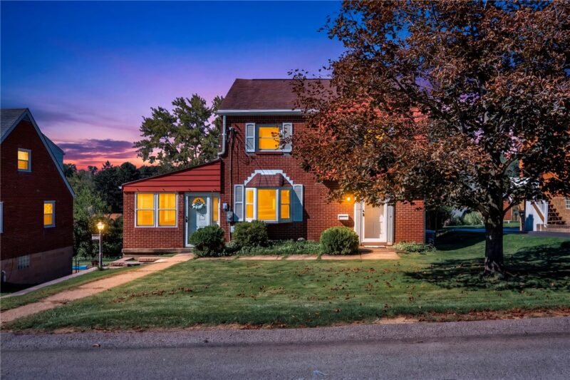 993 Homer Ave — photo 2