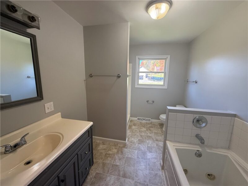 10 Shearer Avenue — photo 6
