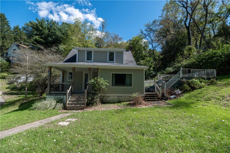 12714 Water St — photo 2