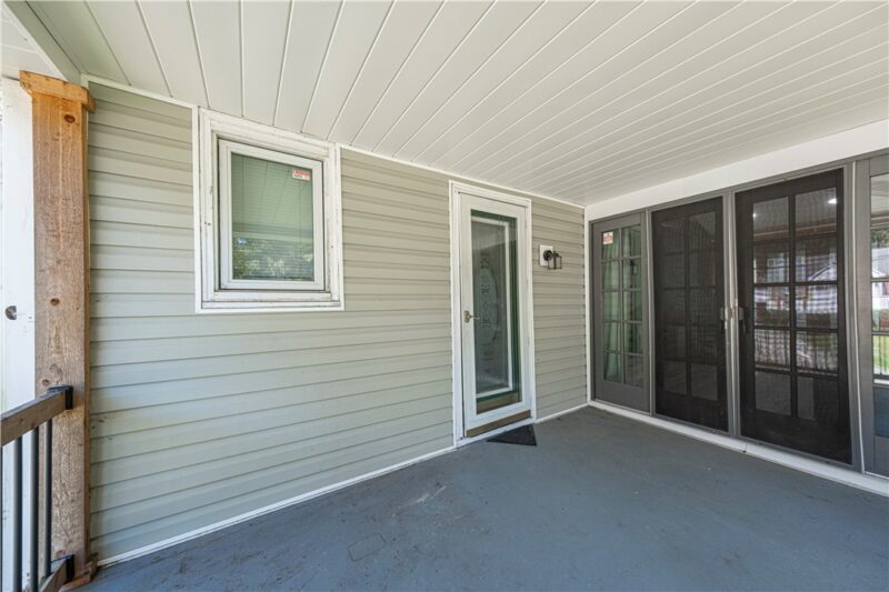 12714 Water St — photo 4