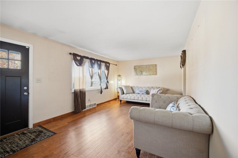 510 Center Rd — photo 5