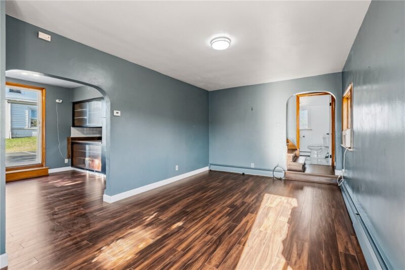 202 Oakland Ave — photo 4