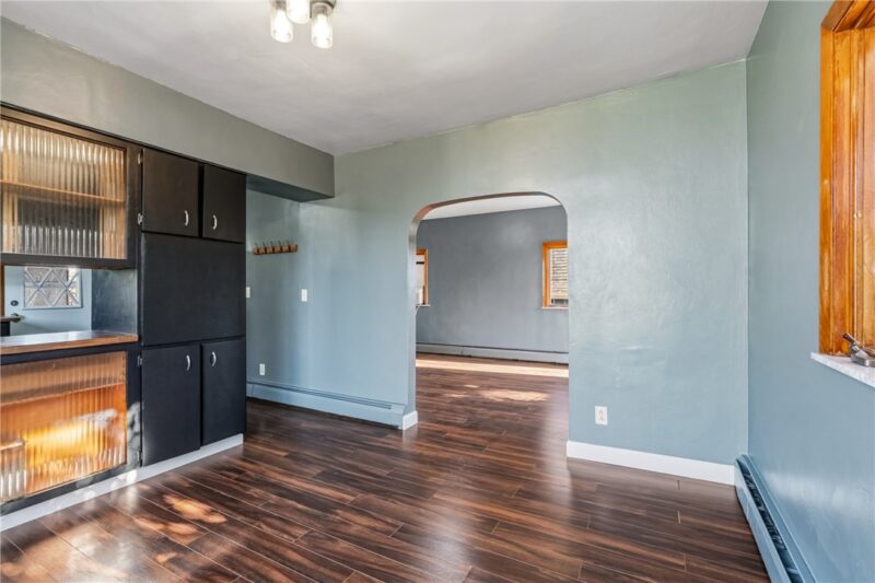 202 Oakland Ave — photo 8
