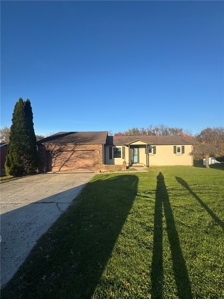 18 Cecil Dr — photo 1
