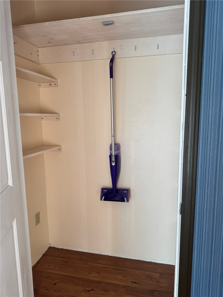 18 Cecil Dr — photo 6