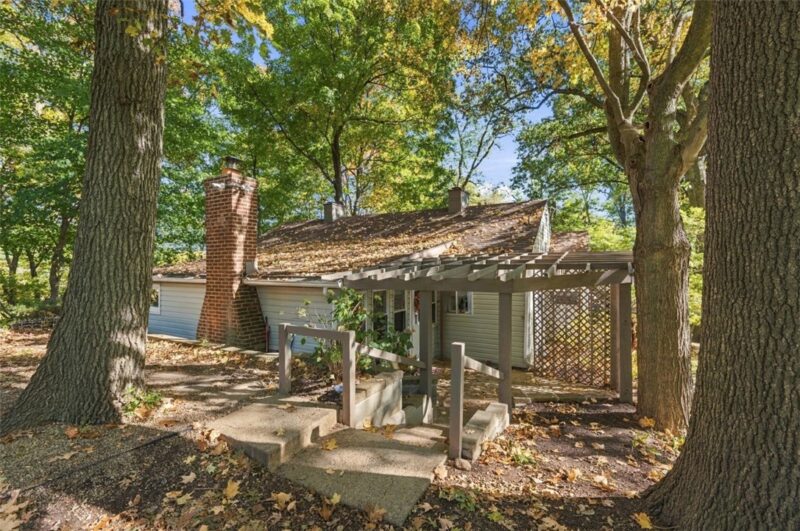 617 Virginia Avenue Ext — photo 3