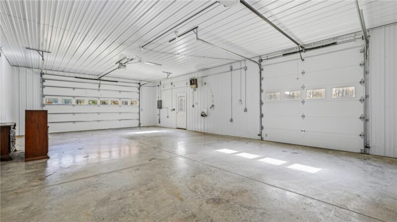 21 CLARK STREET — photo 5