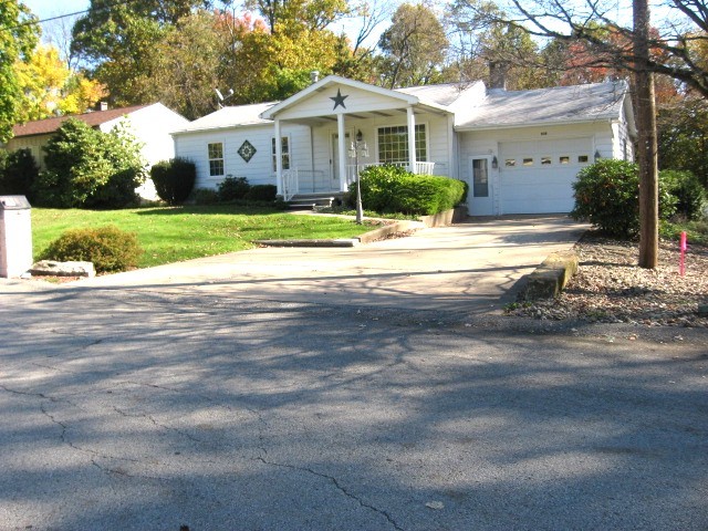 539 New Market Dr — photo 2