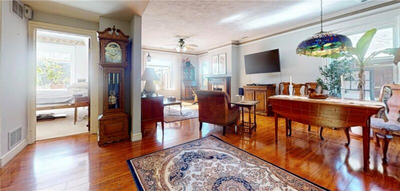 5905 Elgin St — photo 3