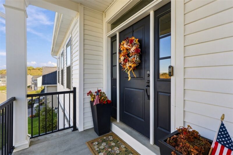 1045 Stonegate Dr — photo 3