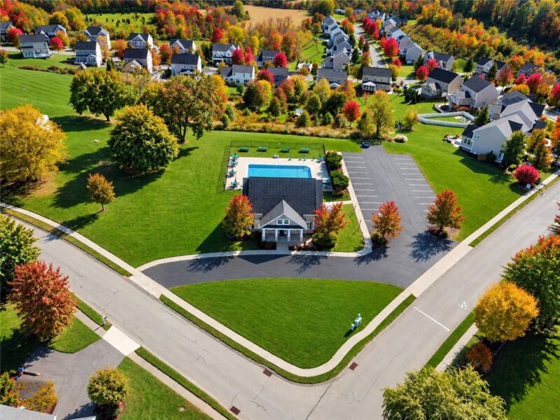 244 Estates Dr — photo 3
