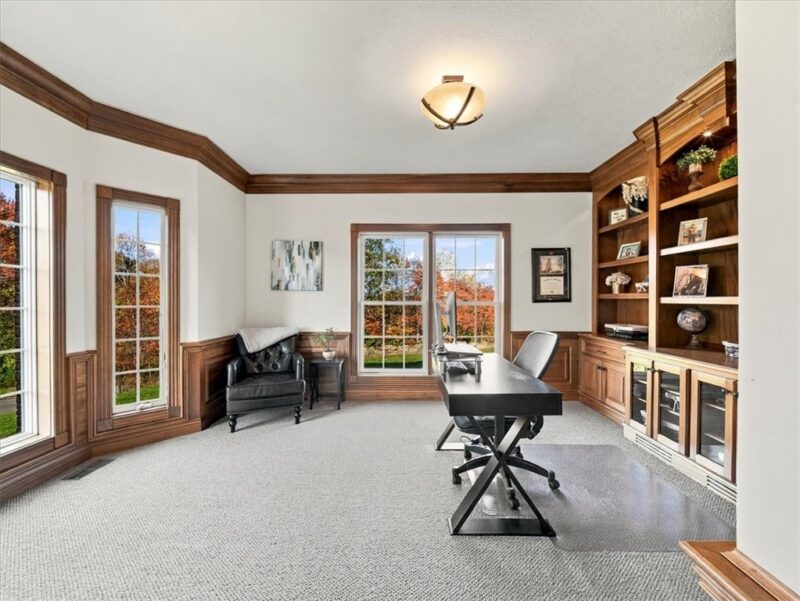 131 Timberlee Dr — photo 3