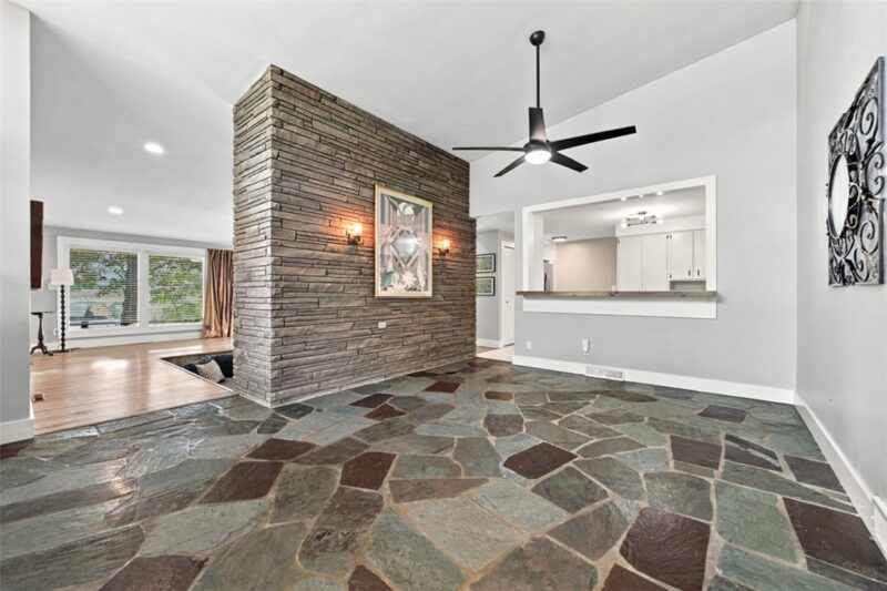 202 Horseshoe Dr — photo 5