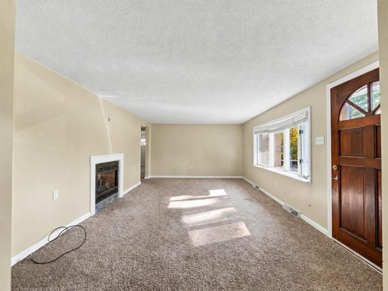 324 Gringo Independence Rd — photo 4