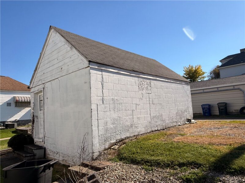 213 Franklin Ave — photo 5