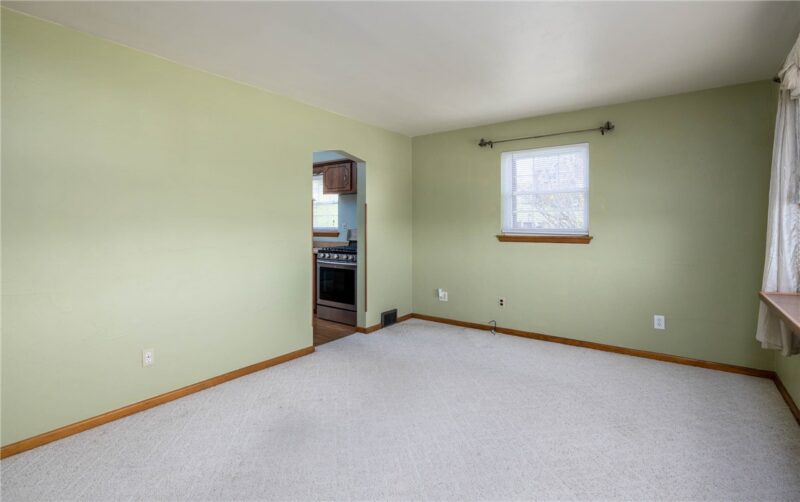 1752 Morris St — photo 2