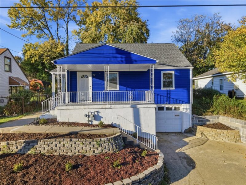1359 New York Ave — photo 2