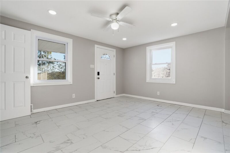 1359 New York Ave — photo 6