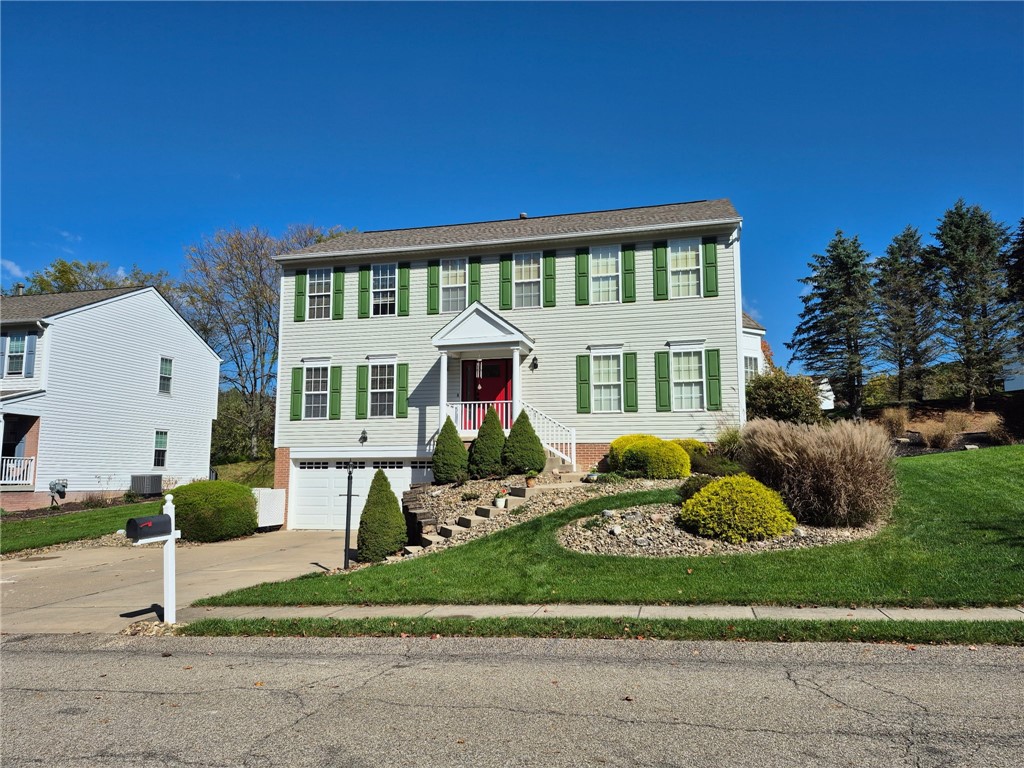914 White Water Dr — photo 1