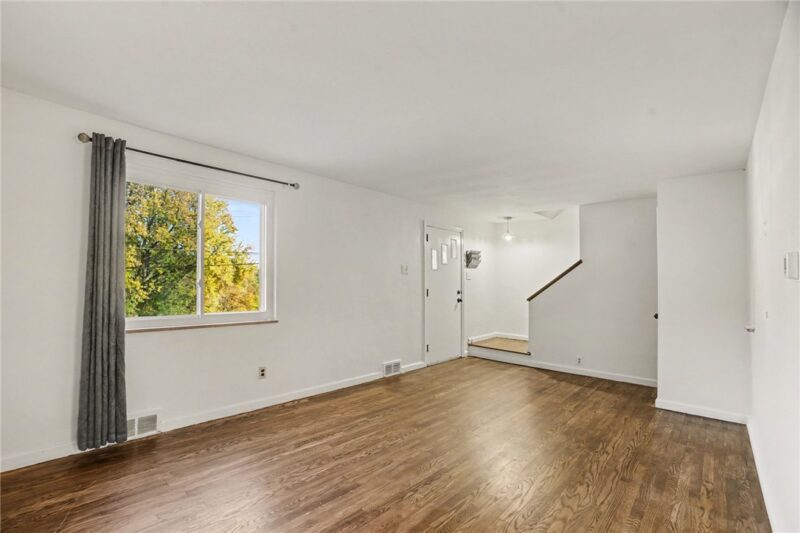 88 Transvaal Ave — photo 4