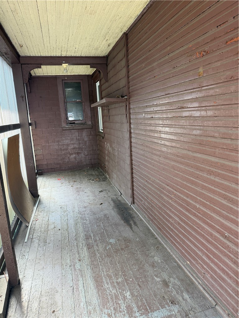 131 Sherman Ave — photo 5