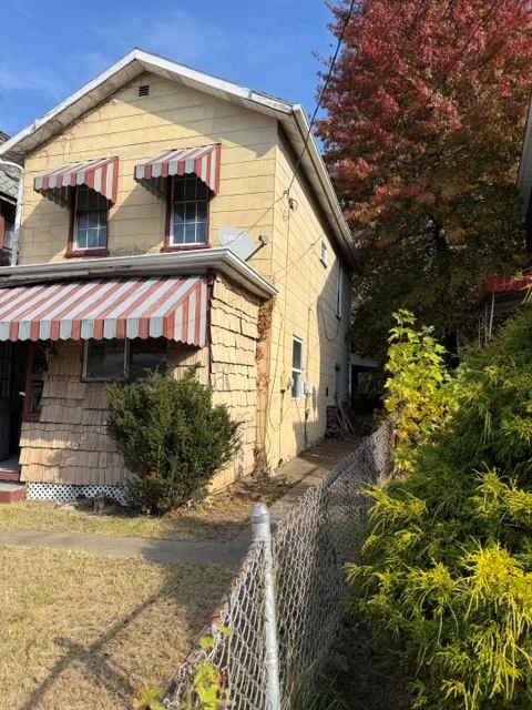 1707 Soles St — photo 2