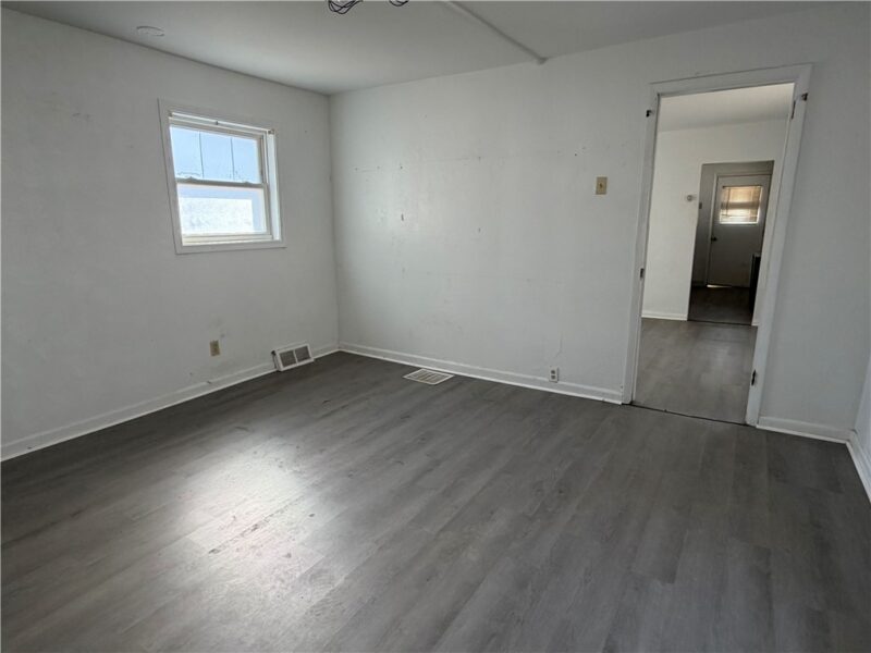 260 Cedar St — photo 4