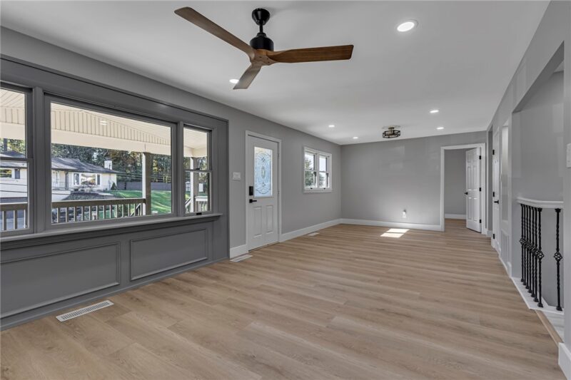 533 Ehman Ave — photo 2