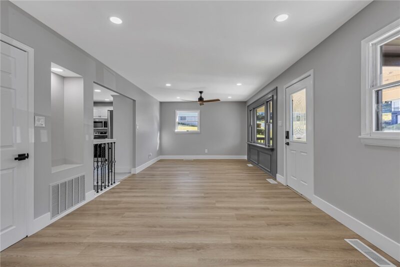 533 Ehman Ave — photo 6