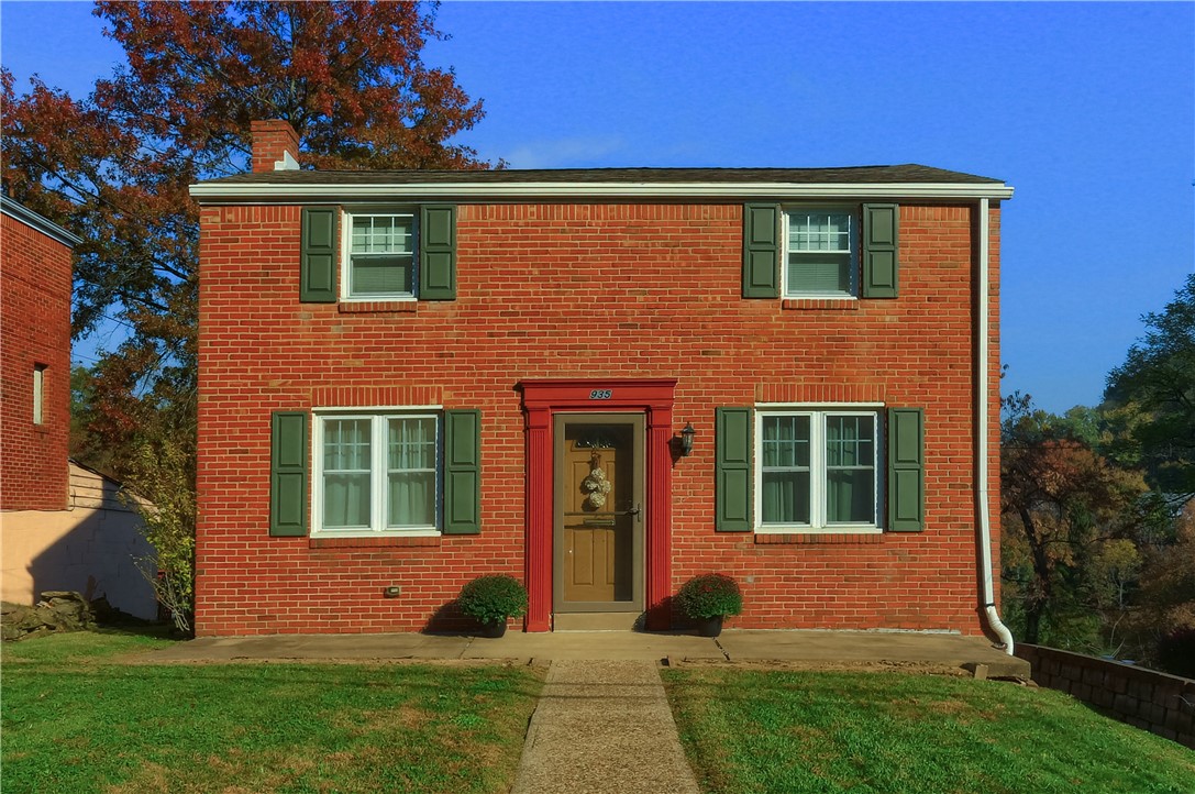 935 Roland Rd — photo 1