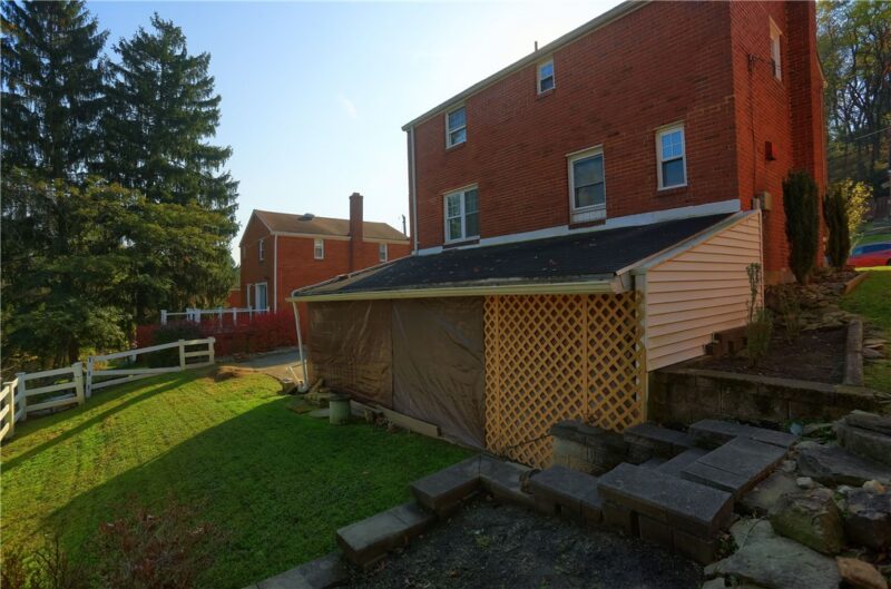 935 Roland Rd — photo 4