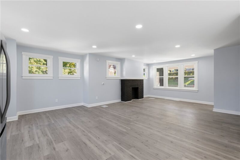 1300 Arnold St — photo 5