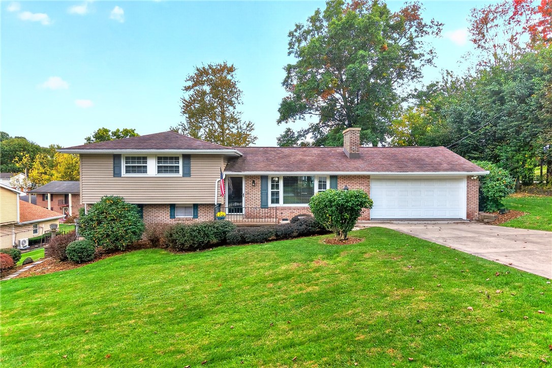 2 Holly Dr — photo 1