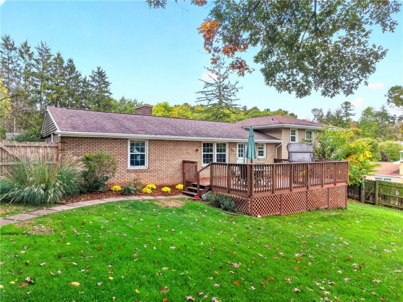 2 Holly Dr — photo 3