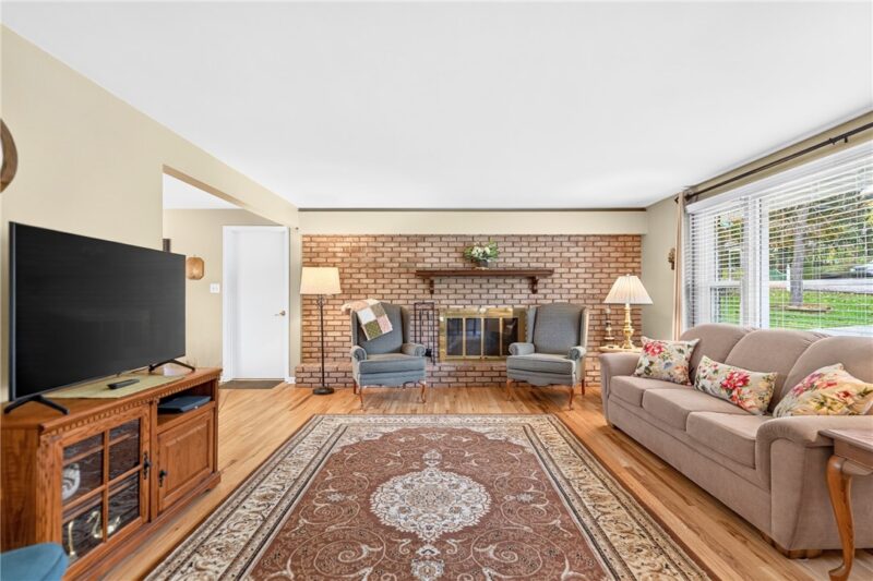 2 Holly Dr — photo 7