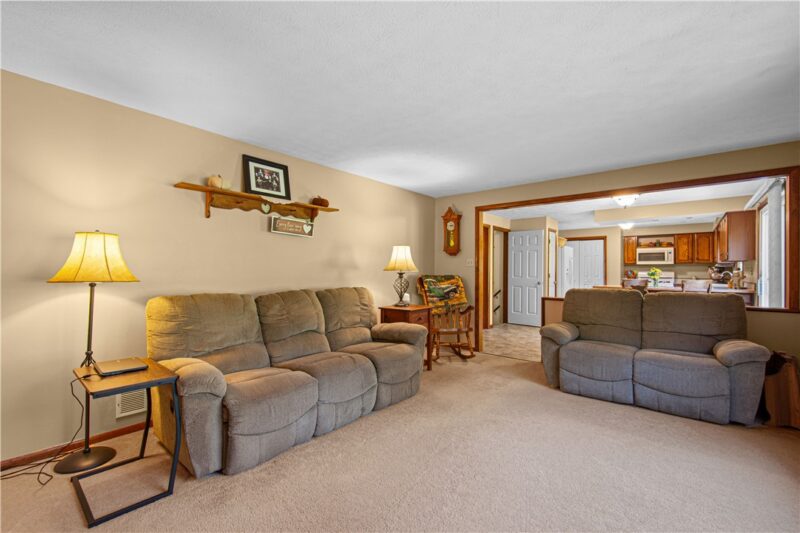 406 Mary Ln — photo 4