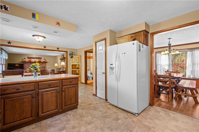 406 Mary Ln — photo 8
