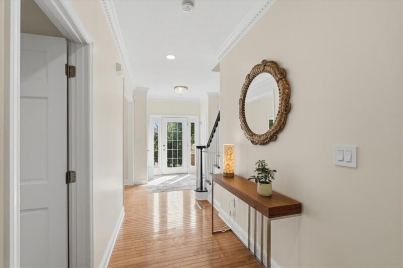701 Placid Ct — photo 2