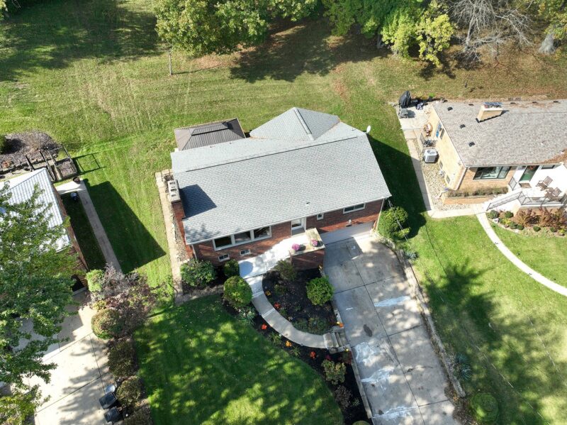 998 Lakemont DRIVE — photo 2