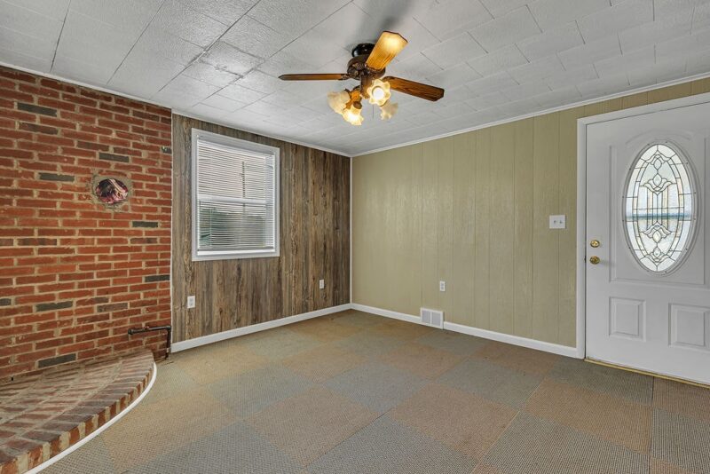 551 Old Blackhawk Road — photo 3