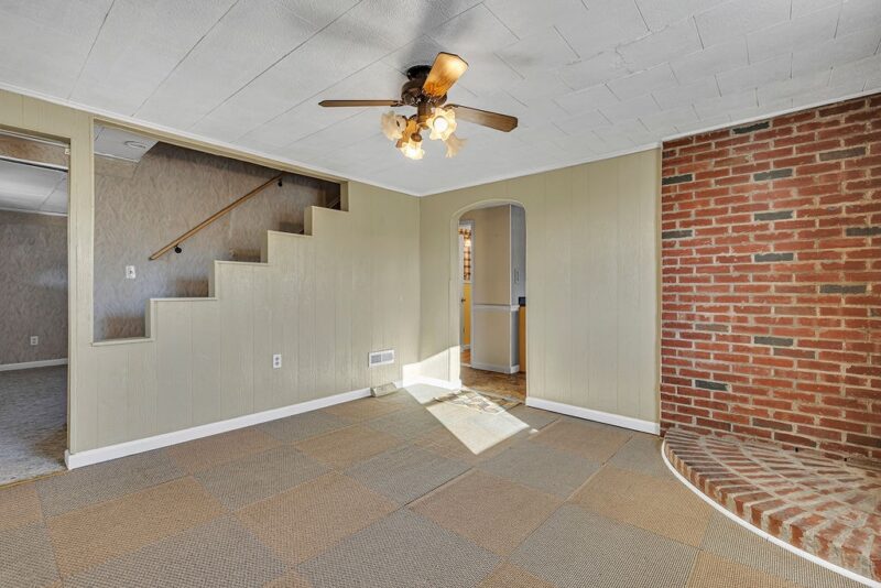 551 Old Blackhawk Road — photo 4
