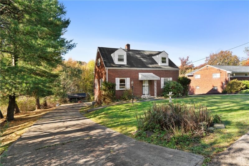 328 Mckinney Dr — photo 2