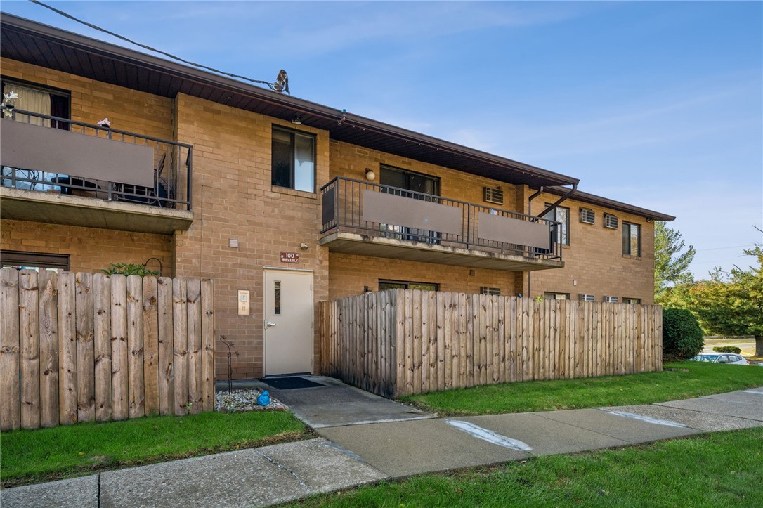 100 Waverly Ave 10 — photo 1
