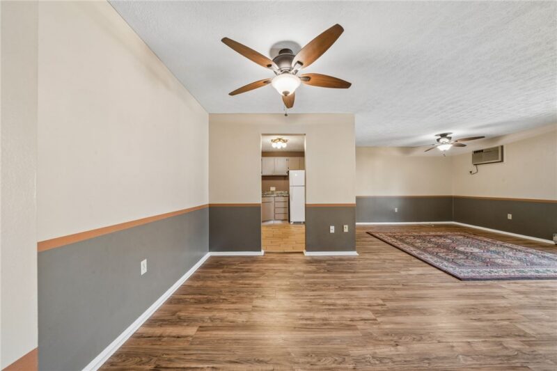 100 Waverly Ave 10 — photo 2