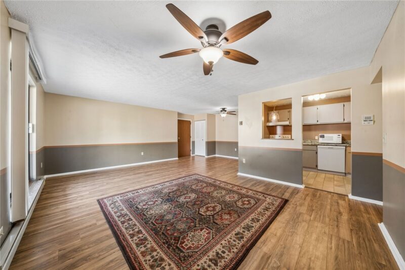 100 Waverly Ave 10 — photo 5