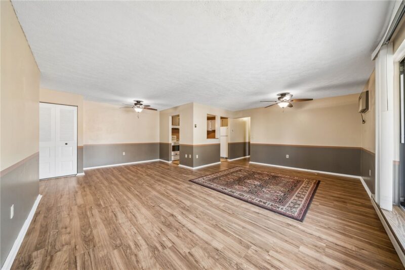 100 Waverly Ave 10 — photo 6