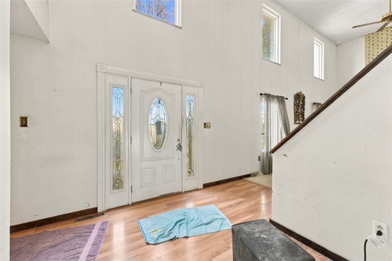 100 Scott Way — photo 3