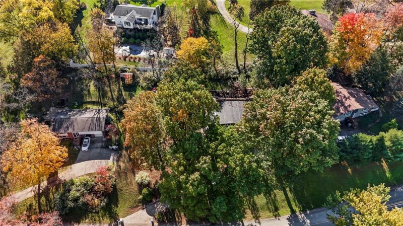 161 Marion Drive — photo 6