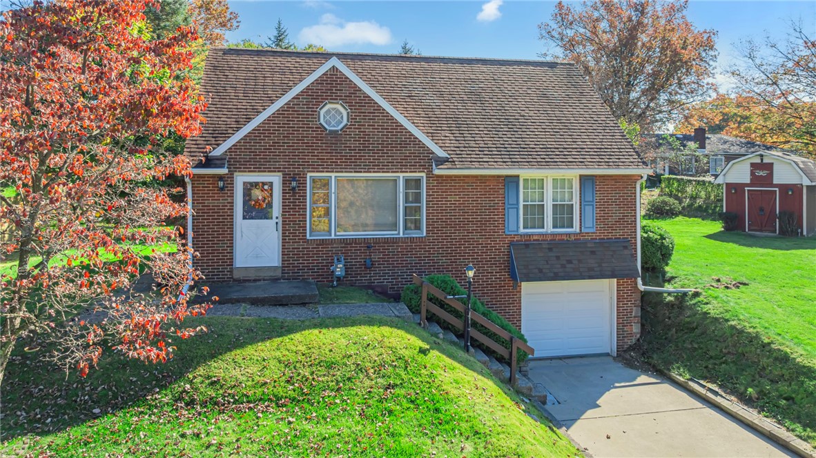1774 Woodside Dr — photo 1
